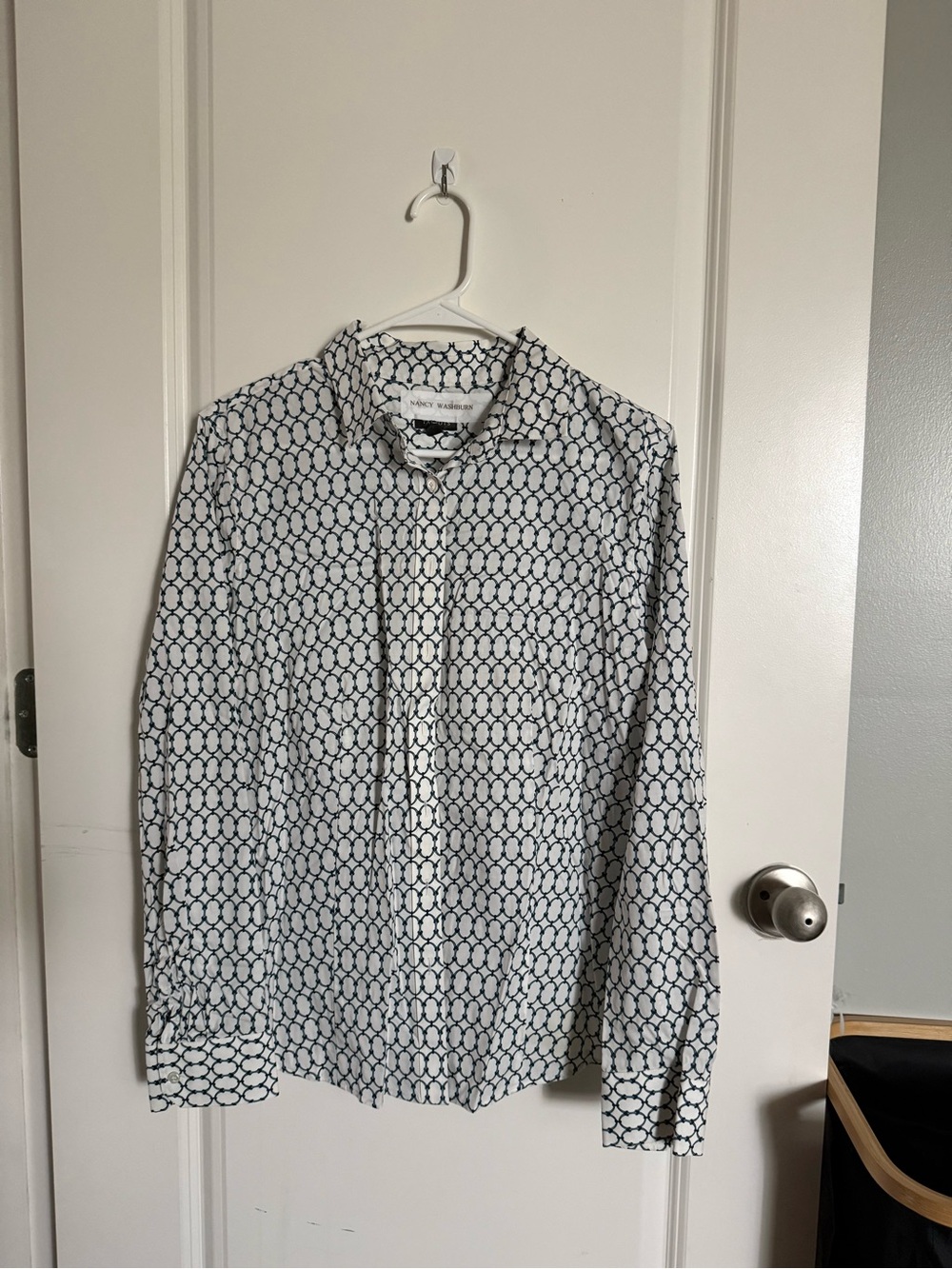 Talbots White Button-Down Shirt with Navy Chain Link Print